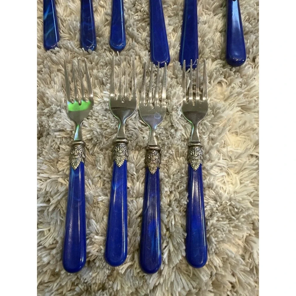 Hampton Silversmiths SAN REMO Royal Blue Handle Stainless Flatware Set 18 Piece