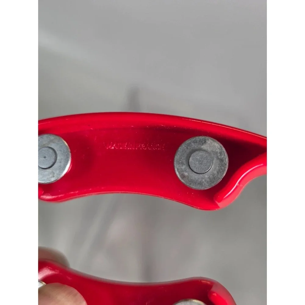 Le Creuset item that