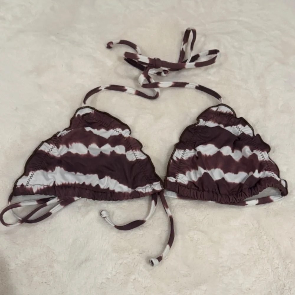 Frankies Bikinis new without