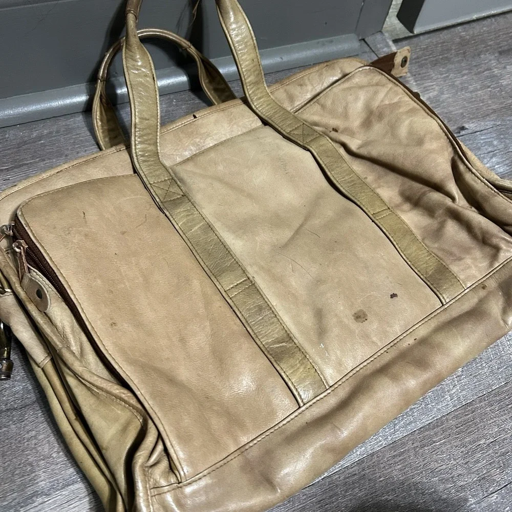 Wilsons Leather tan classic genuine