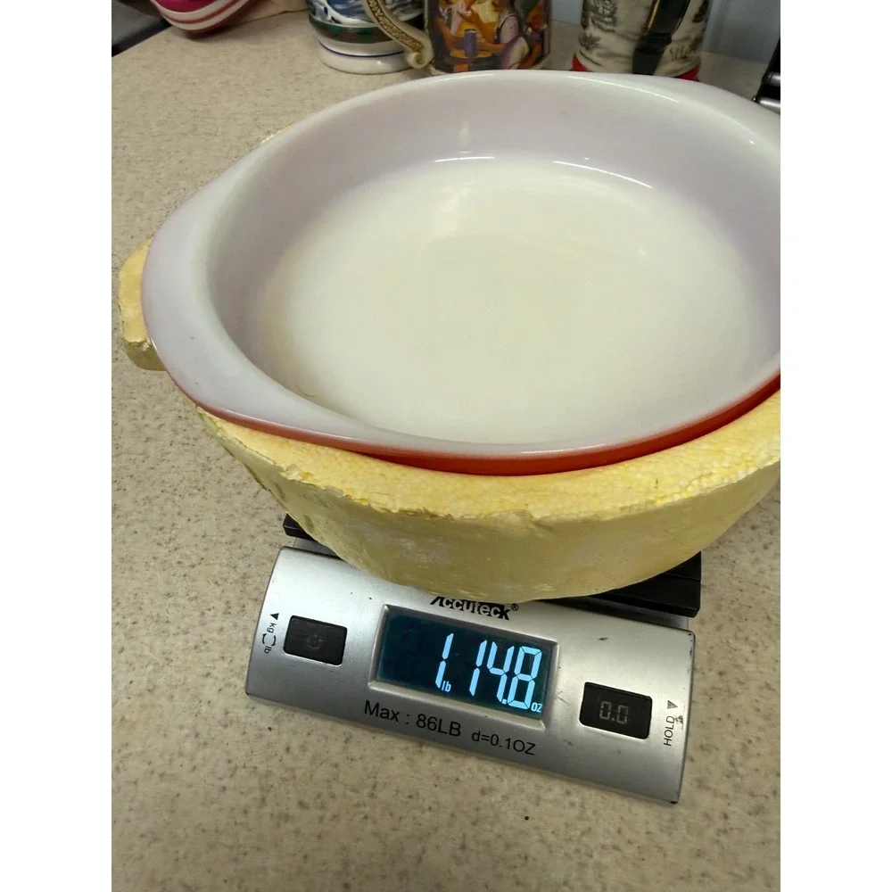 Pyrex vintage pink