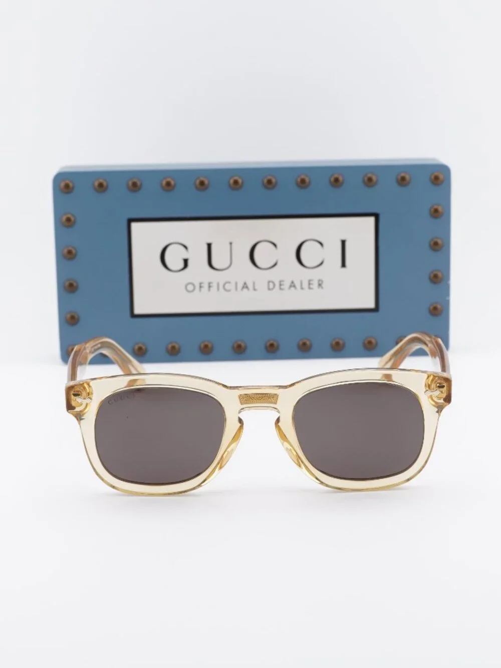 Gucci model gg0182s