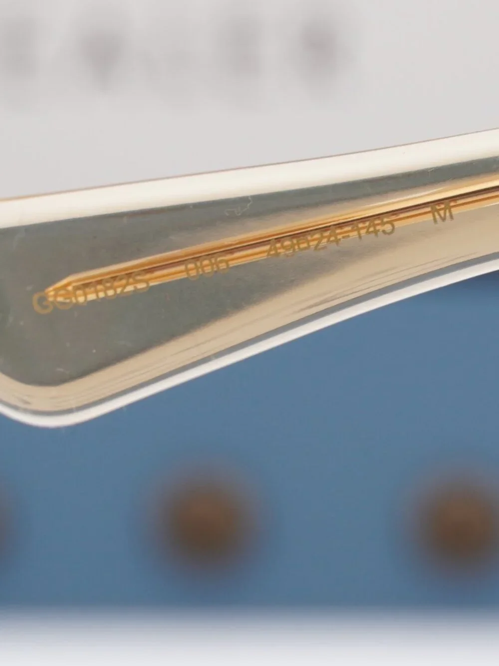 Gucci model gg0182s