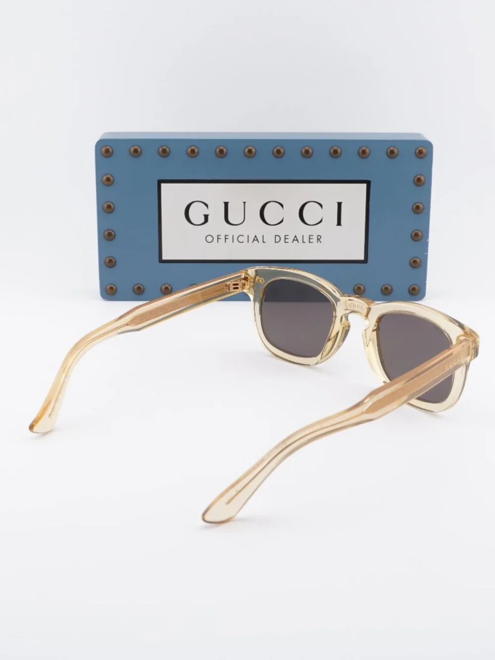 Gucci model gg0182s