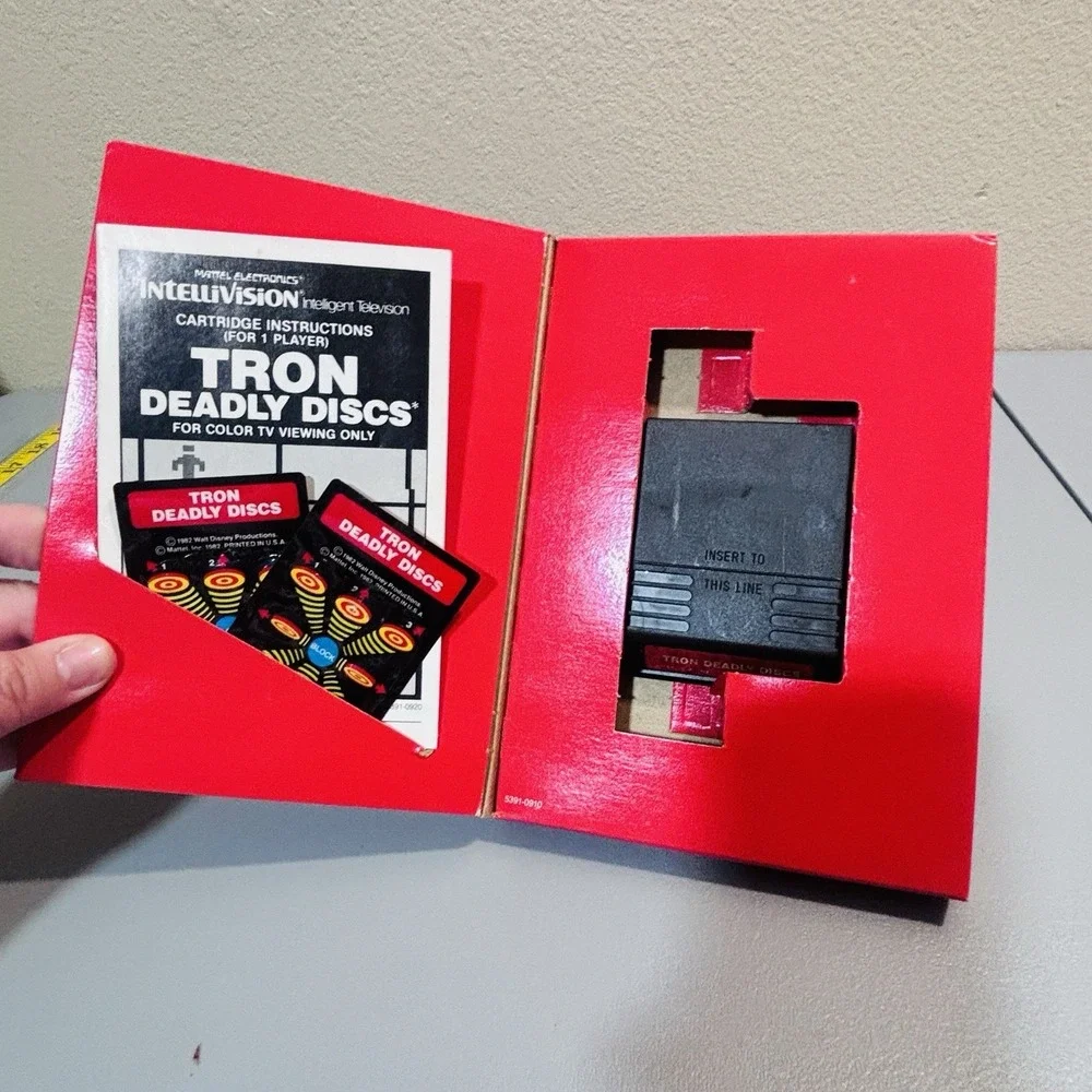Intellivision Disney Tron Deadly‎ Discs 1982 Video Game Cartridge Mattel Retro