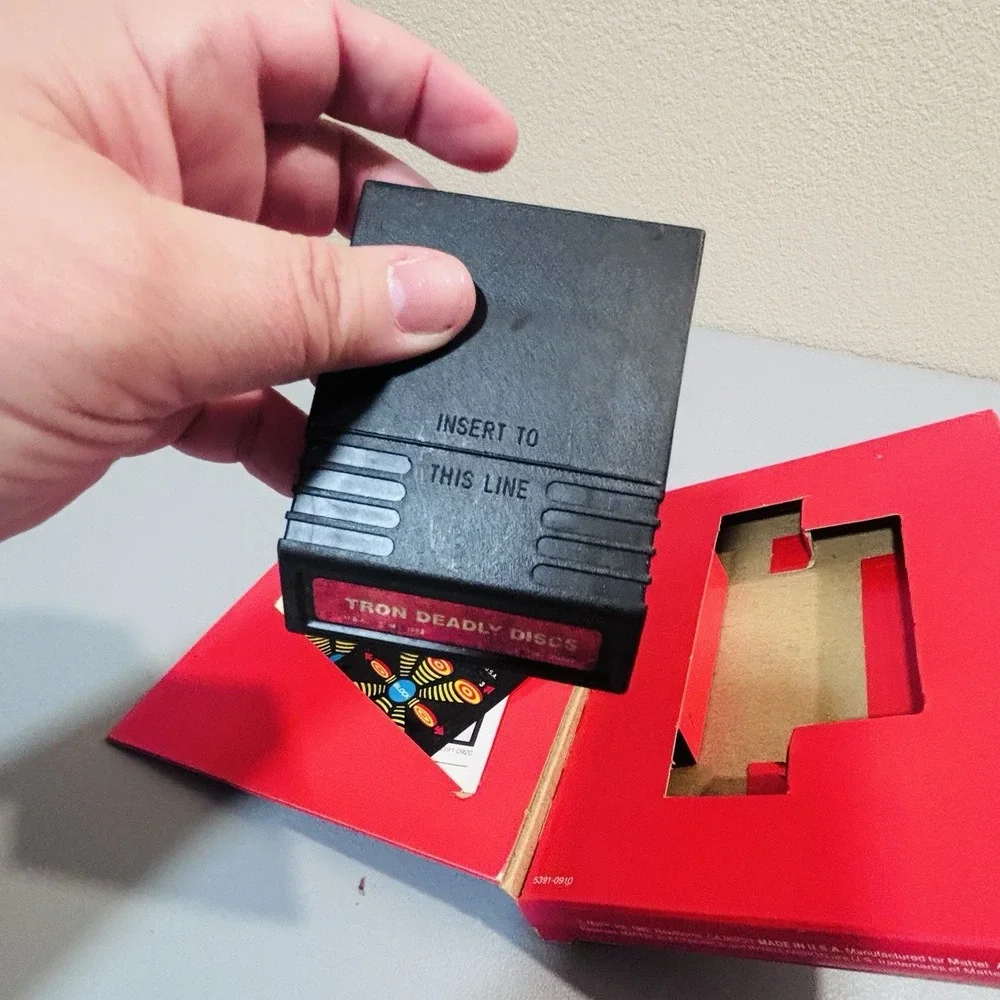 Intellivision Disney Tron Deadly‎ Discs 1982 Video Game Cartridge Mattel Retro