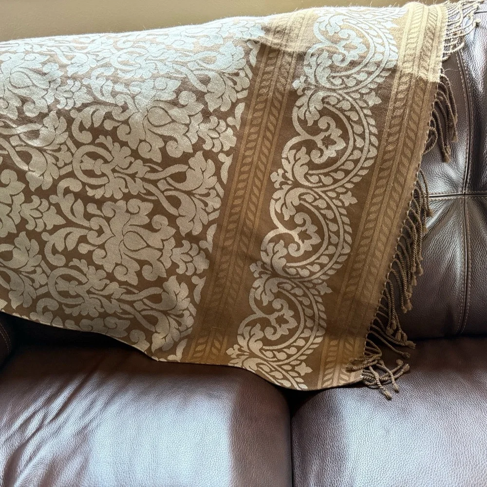 Restoration Hardware Bedford Lava 100% Wool Throw Blanket Brown Damask 50x70 NWT