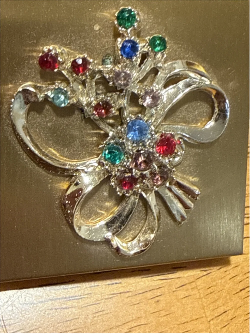 Flair Fifth Avenue vintage compact