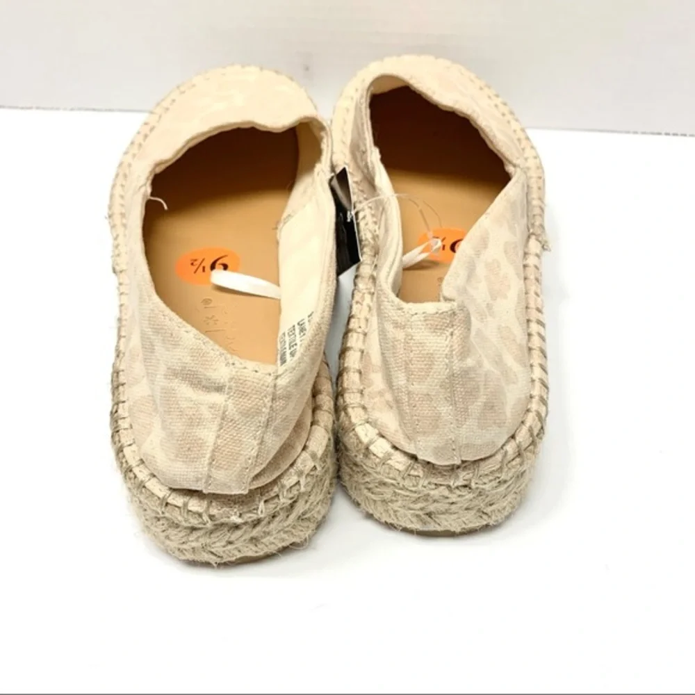 Splendid nwt size
