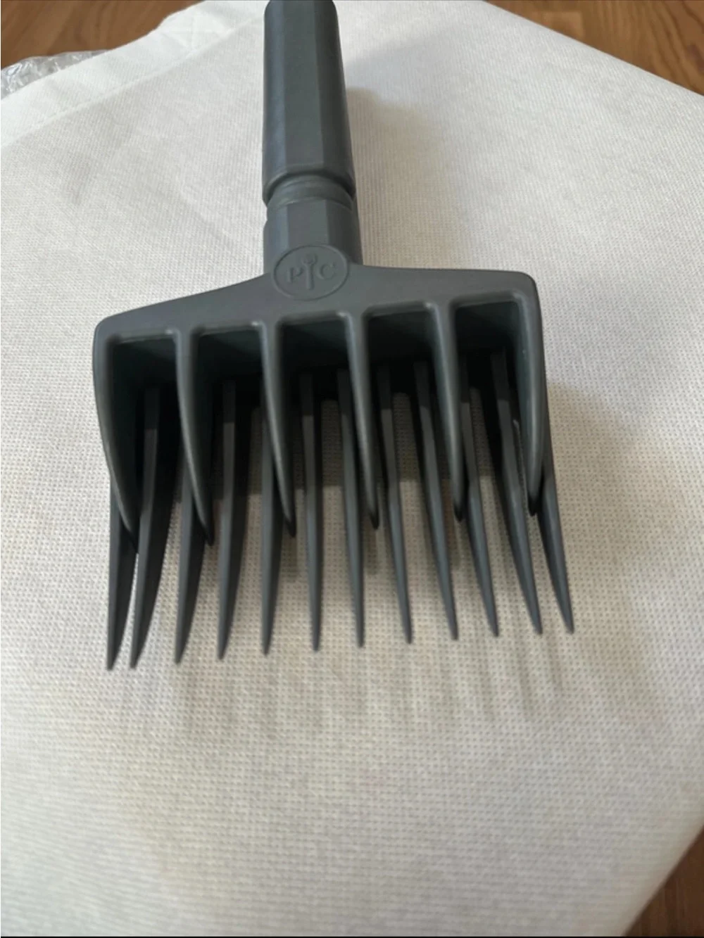Pampered Chef Quick Shed Meat Forks