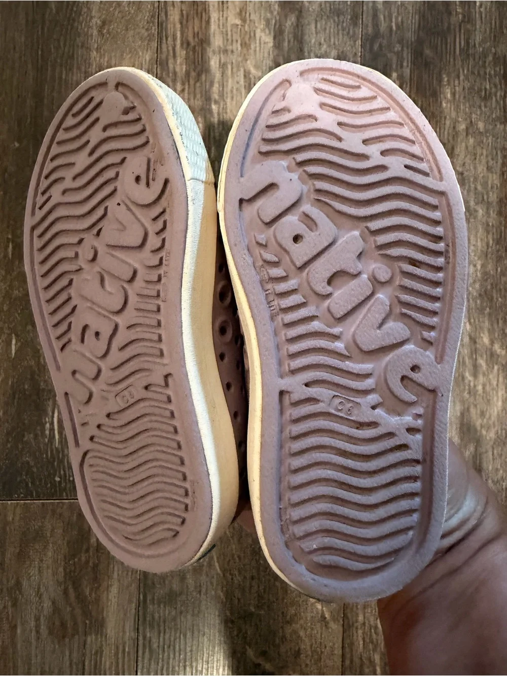 Native comfort toe cushioned