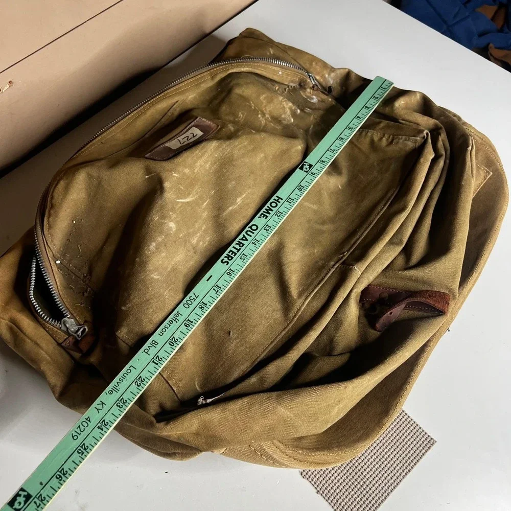 Unbranded vintage military