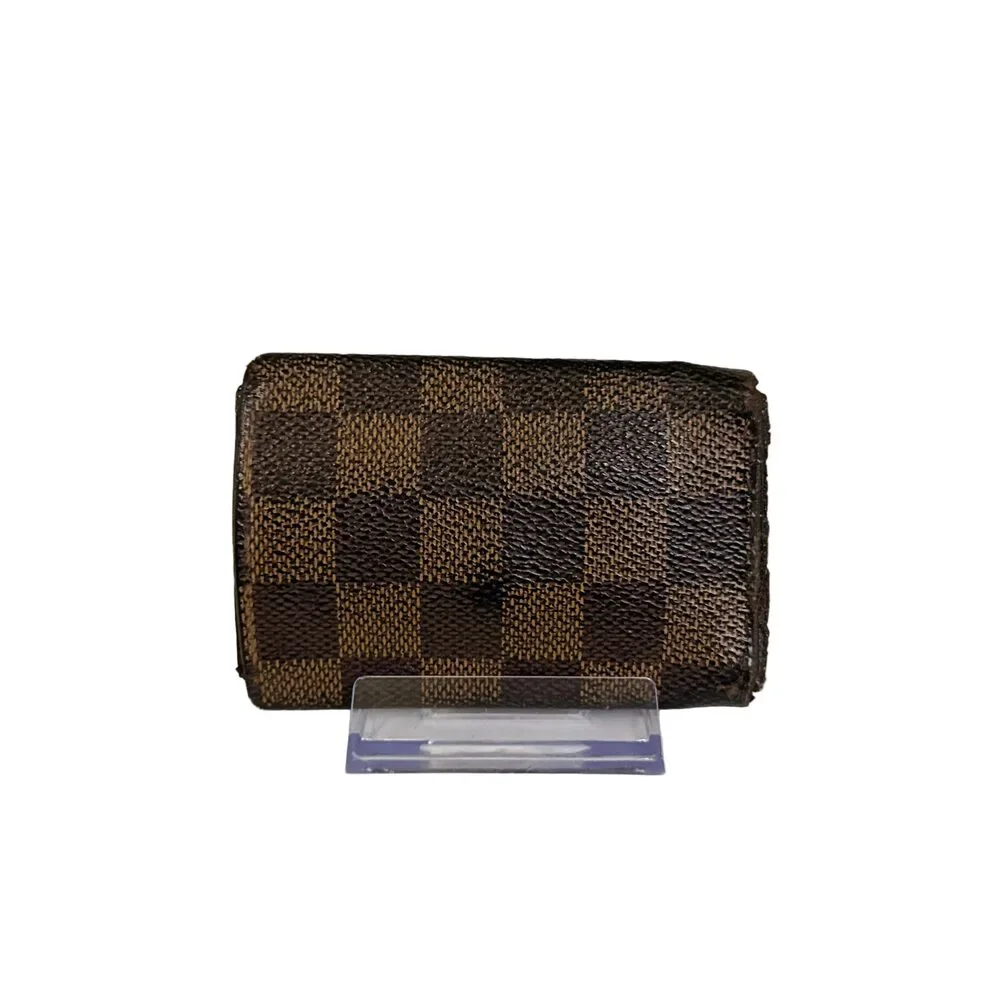 Louis Vuitton classic louis