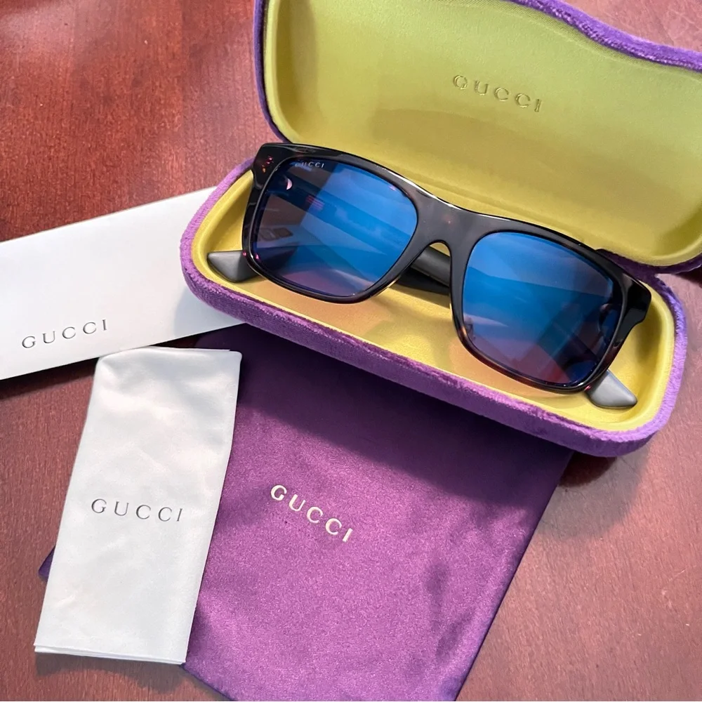 Gucci authentic gg0008s