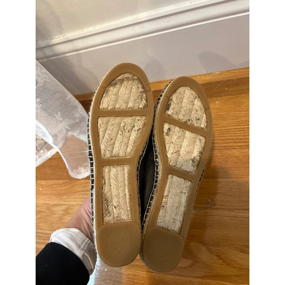 Vince Camuto vince camuto