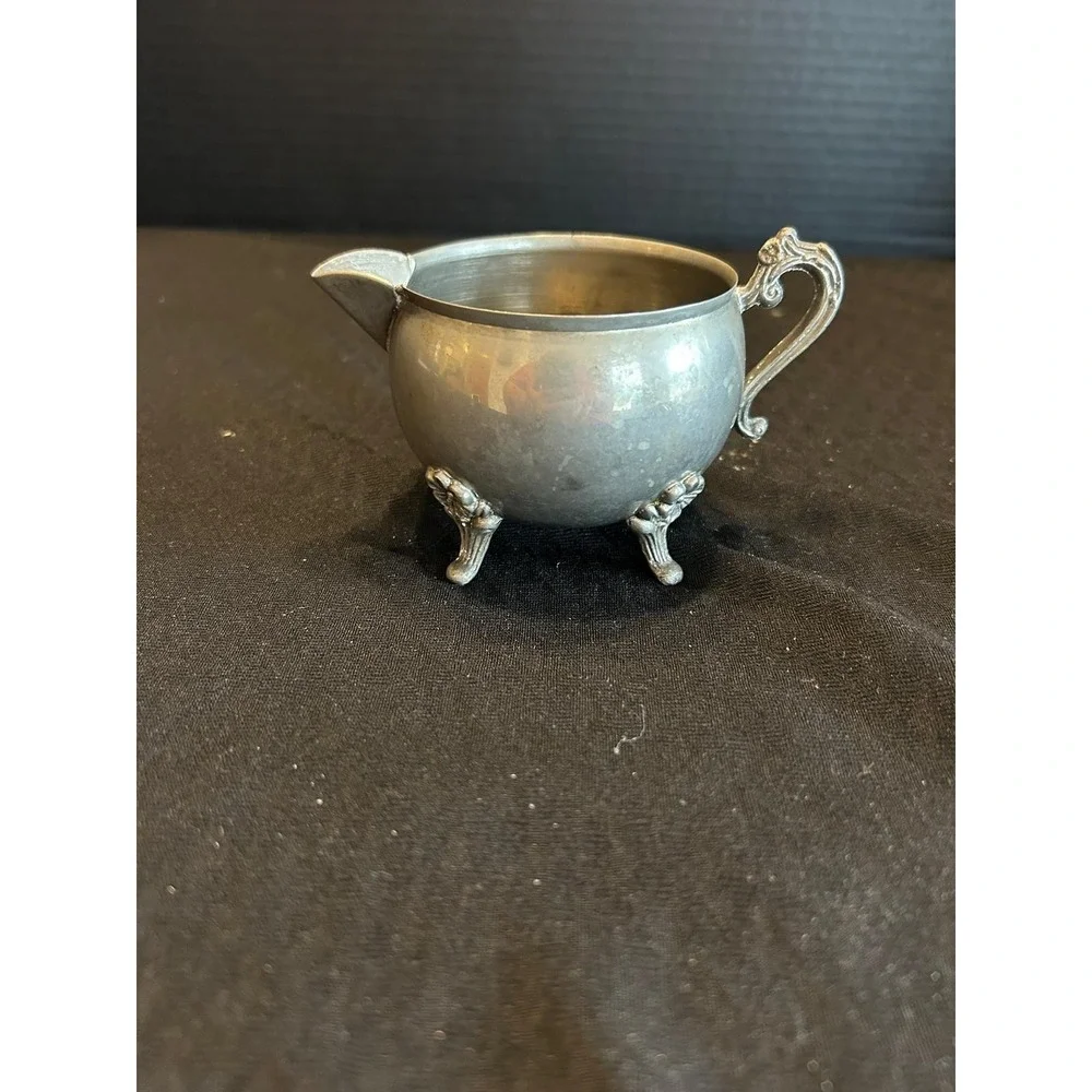 Vintage Leonard‎ Silver Plated Footed Creamer Detailed Floral 3.25