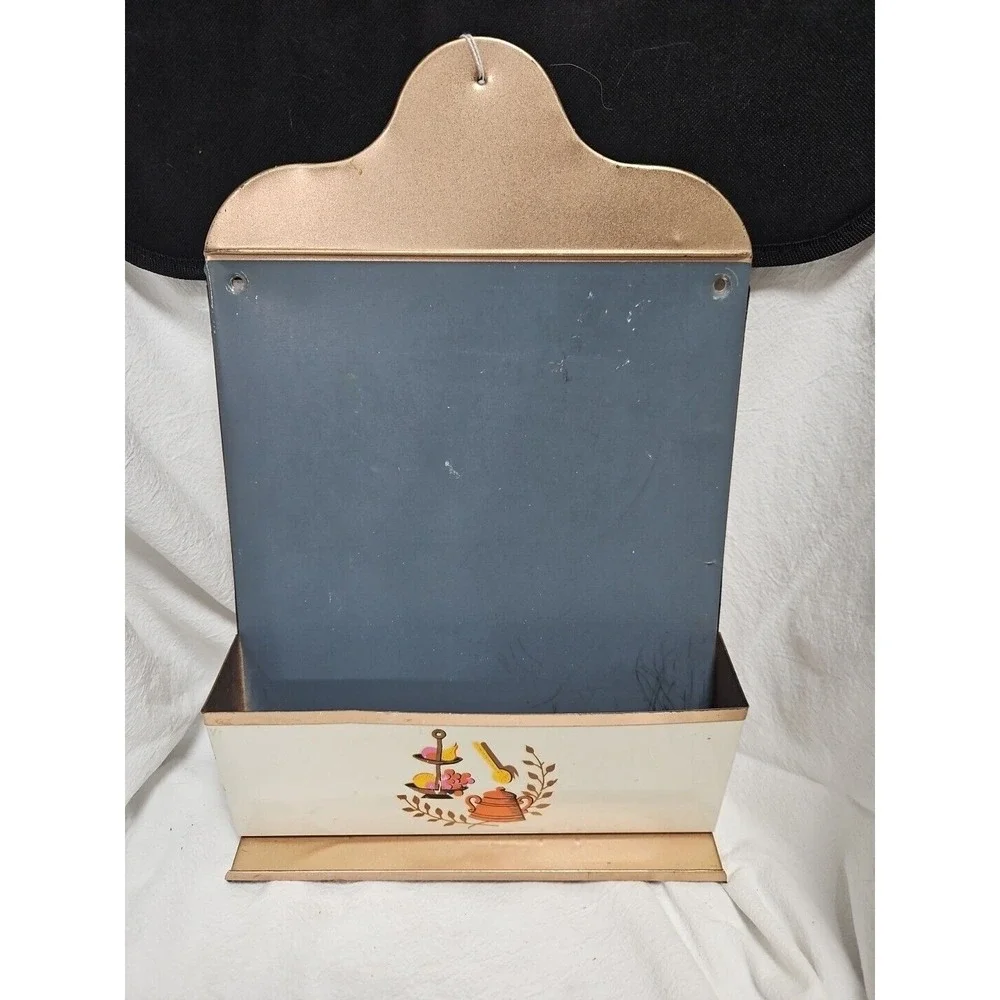 VTG. Metal;MESSAGE/ LETTER BIN/Wall Pocket‎ / Bin - 15.5