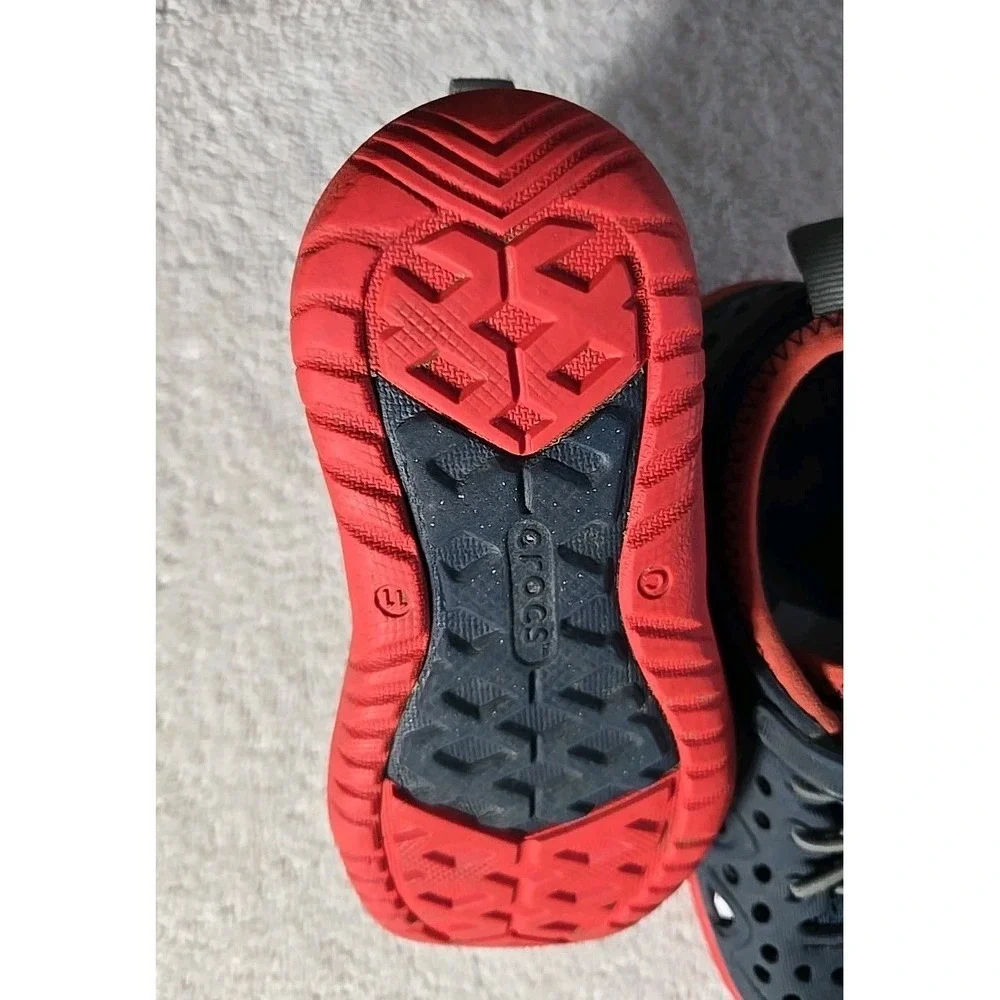 CROCS product pair