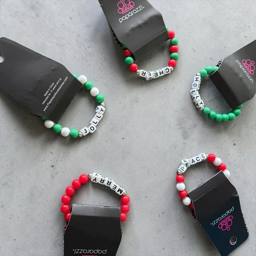 Paparazzi‎ Christmas Stretch Bracelet Set 5pc Red Green White Holiday Beads Kids