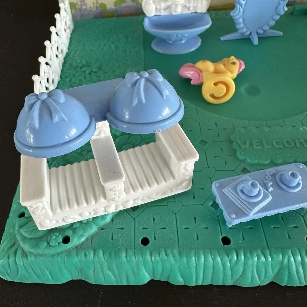 Hasbro couple pieces missing