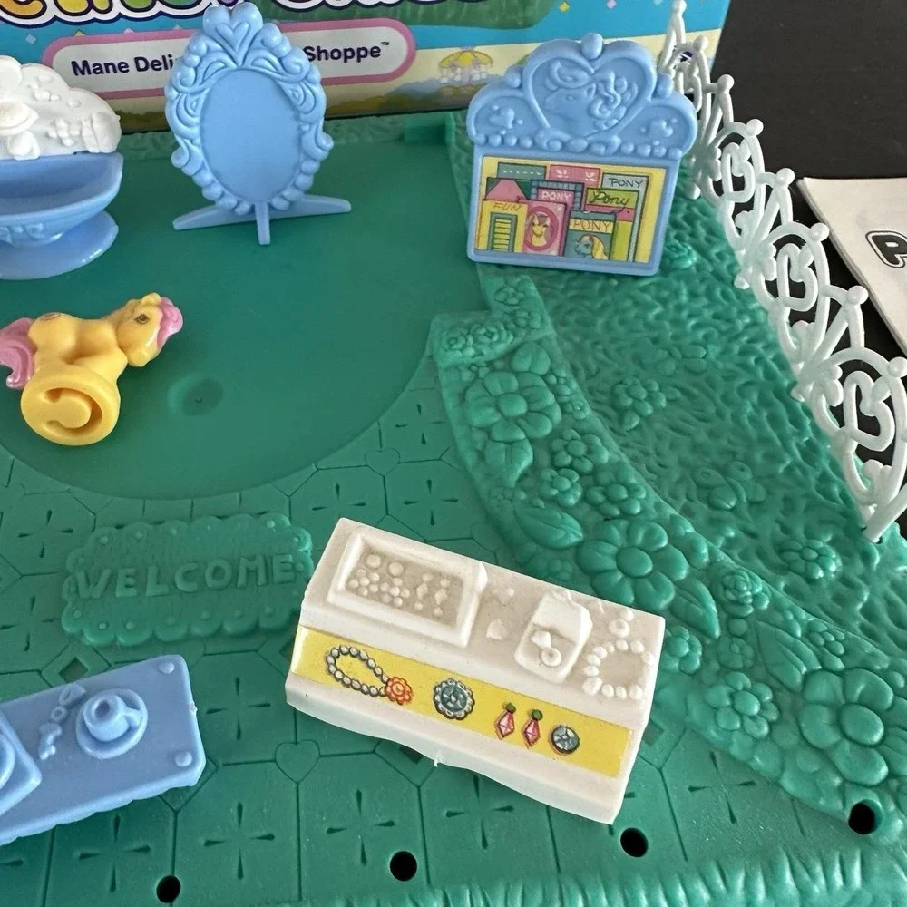 Hasbro pieces missing