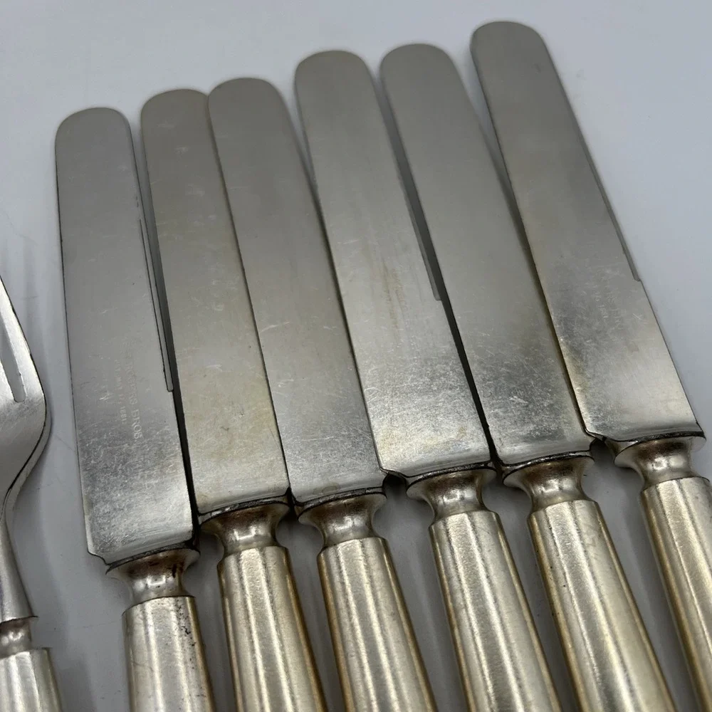1847 Rogers Antique Meriden Britannia 12 Pc Forks Knives Flatware‎ Silver Plated