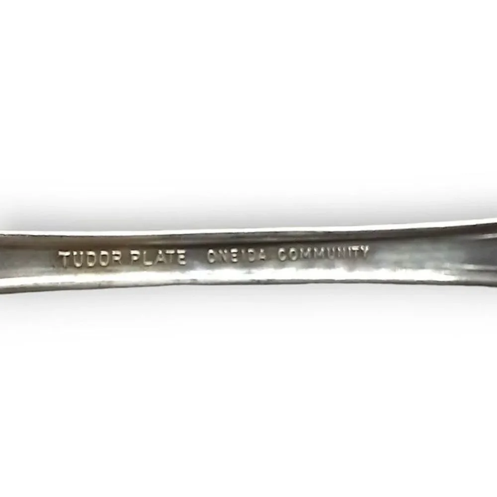 Oneida brand 	metal