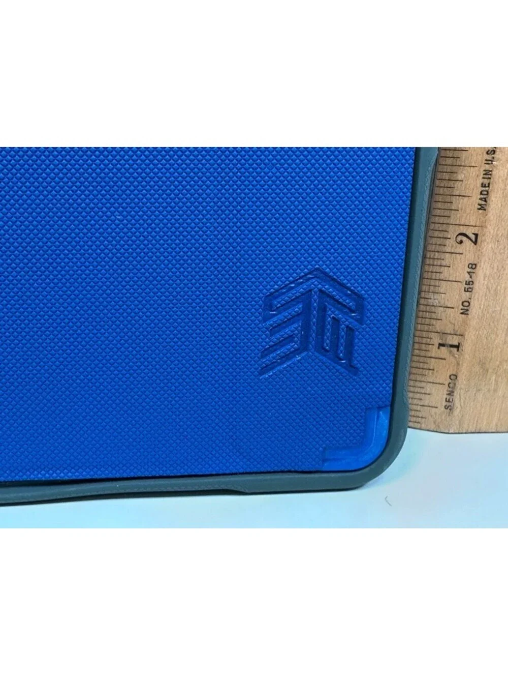 N/A pictures case