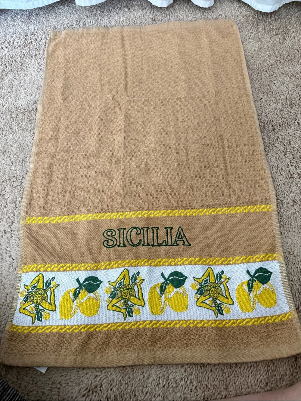 N/A cheerful yellow