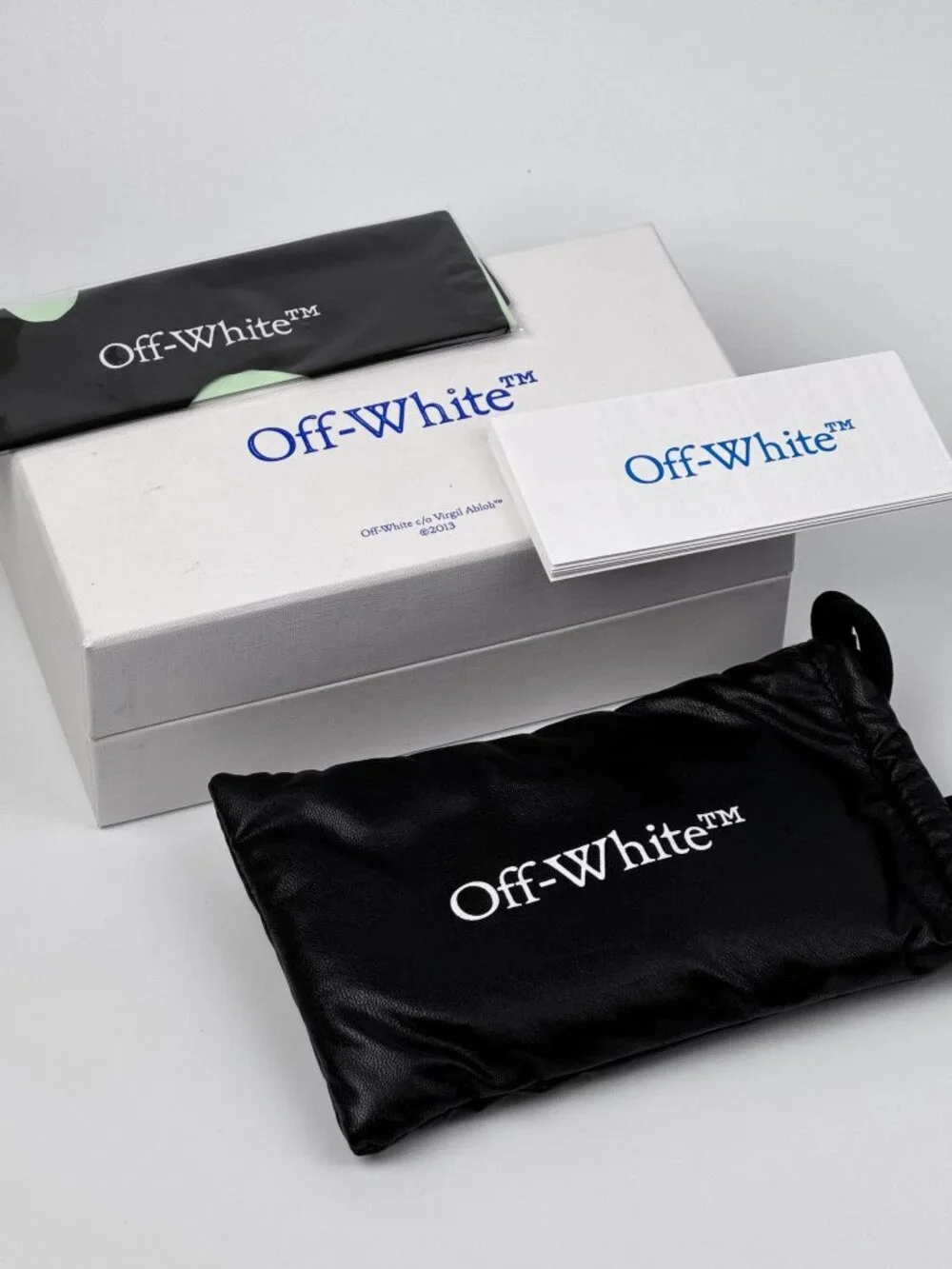 Off-White off white