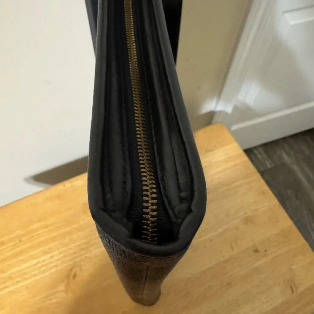 Givenchy strap sleek everyday