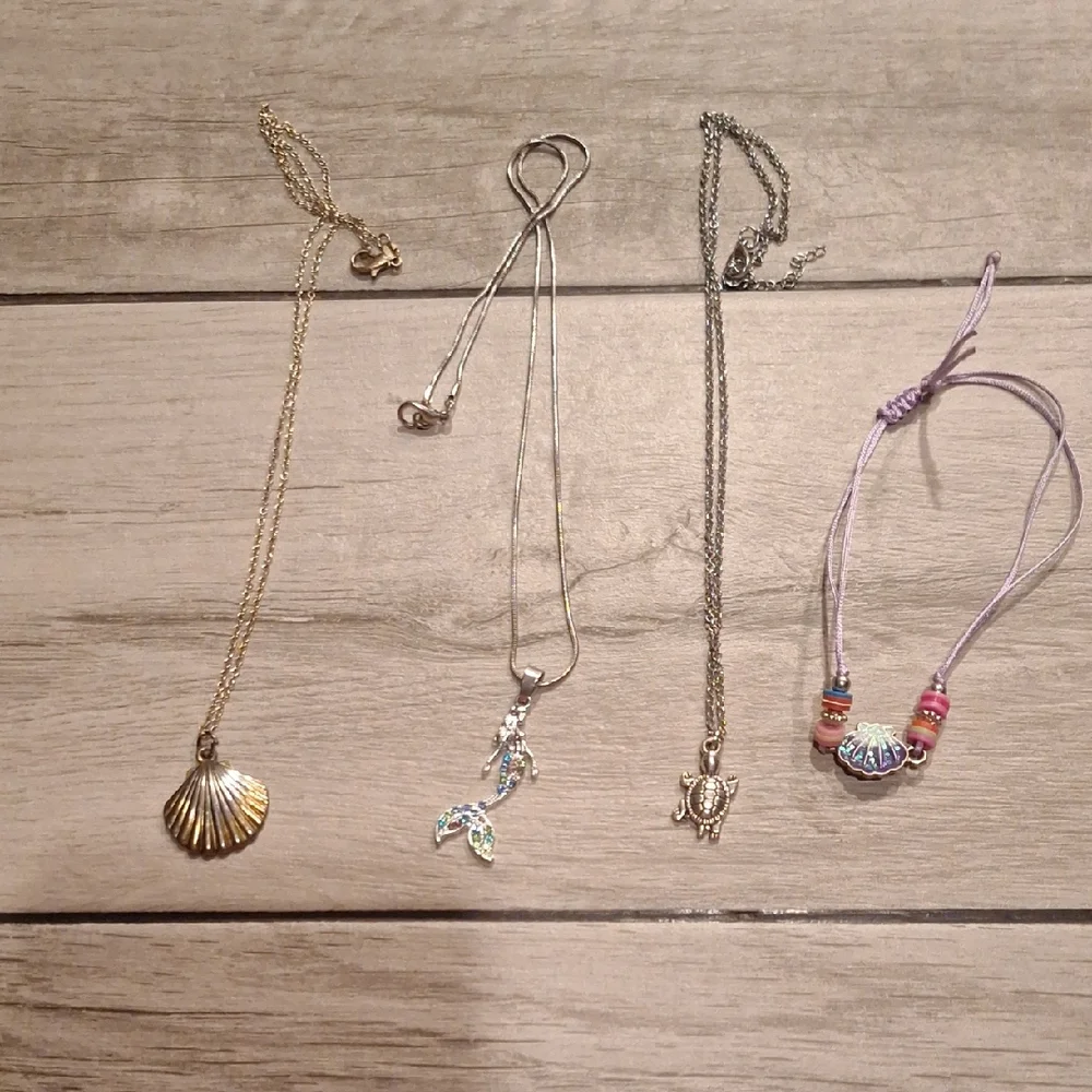 🍁Mermaid Beach Theme Necklace Bundle🐬