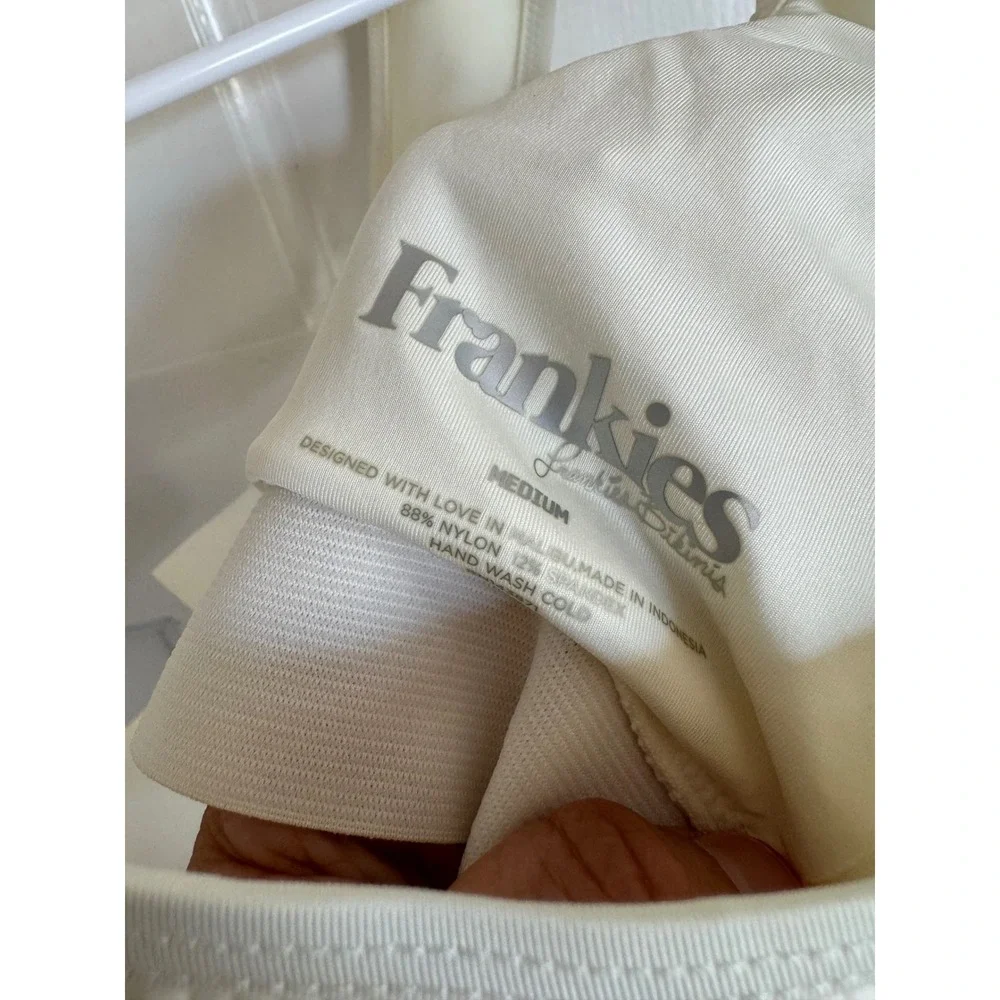Frankies Bikinis nwt frankie