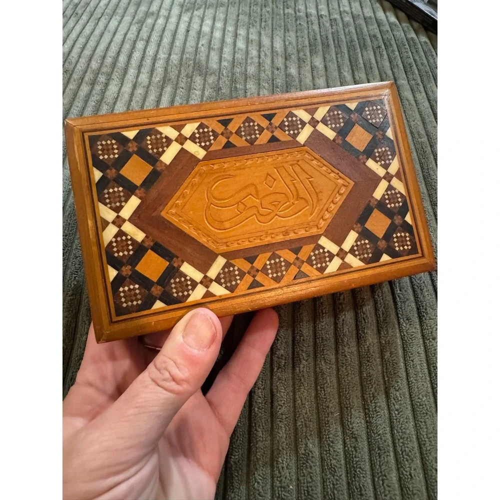 N/A decorative wooden