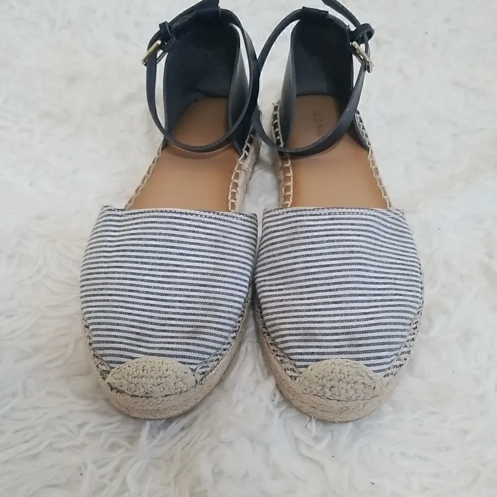 Old Navy preowned blue