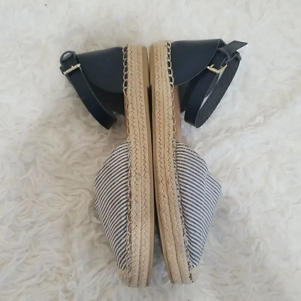 Old Navy preowned blue