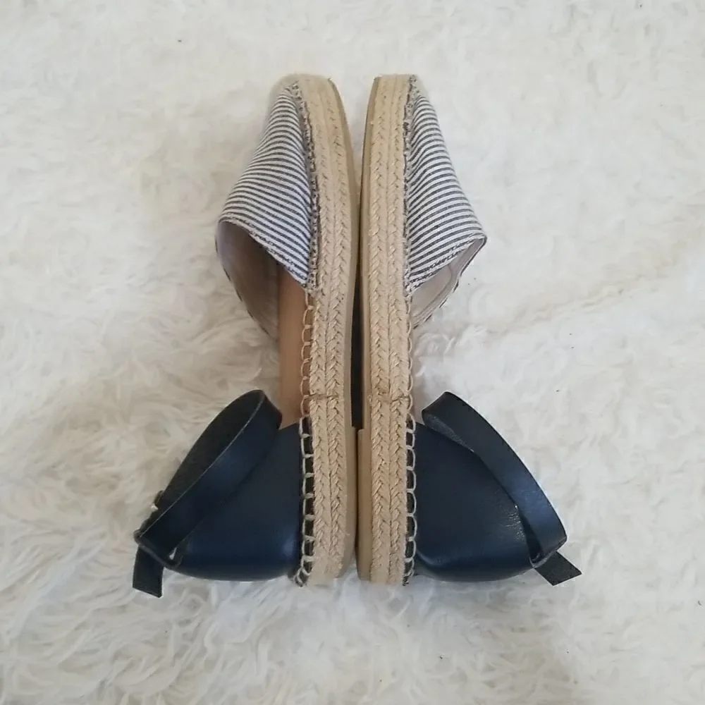 Old Navy preowned blue