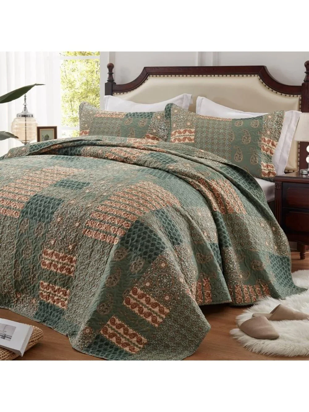 Floral Paisley Olive Green Quilt Set - Full/Queen Bedding with 2 Pillow Shams