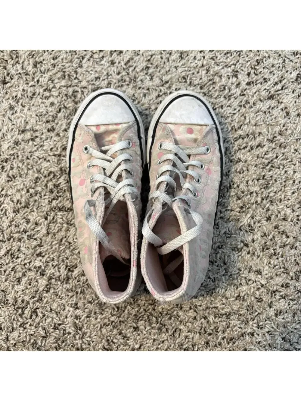 Converse gently used