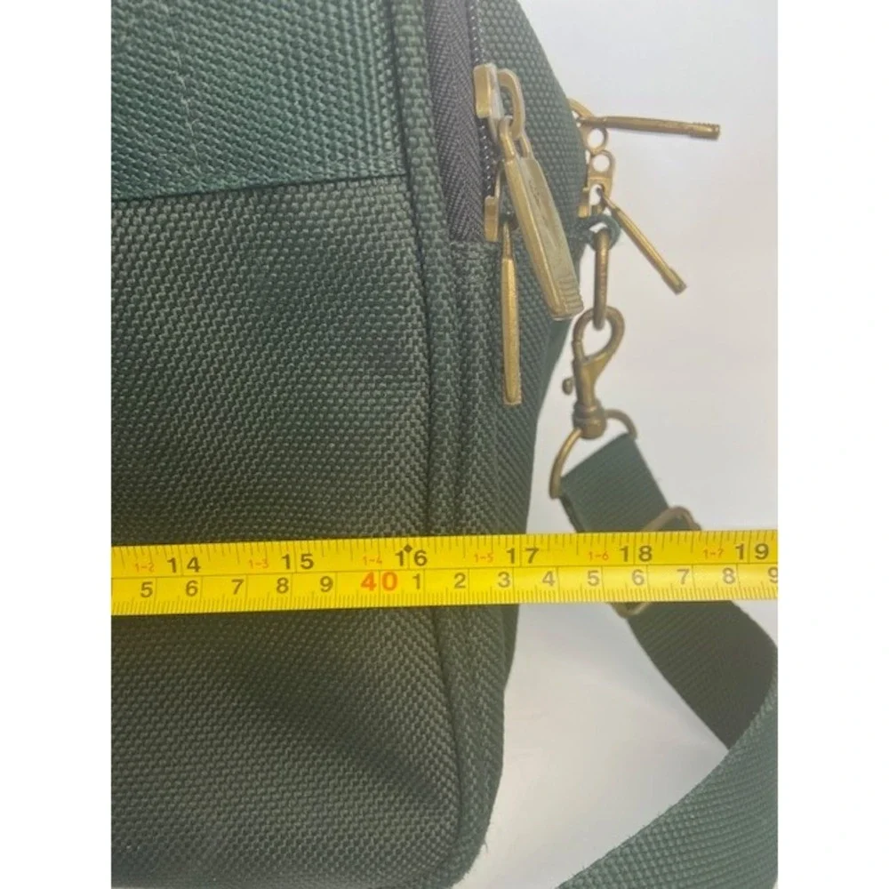 Ricardo Beverly Hills Santa Cruz Green Canvas Travel Bag Briefcase Carry On