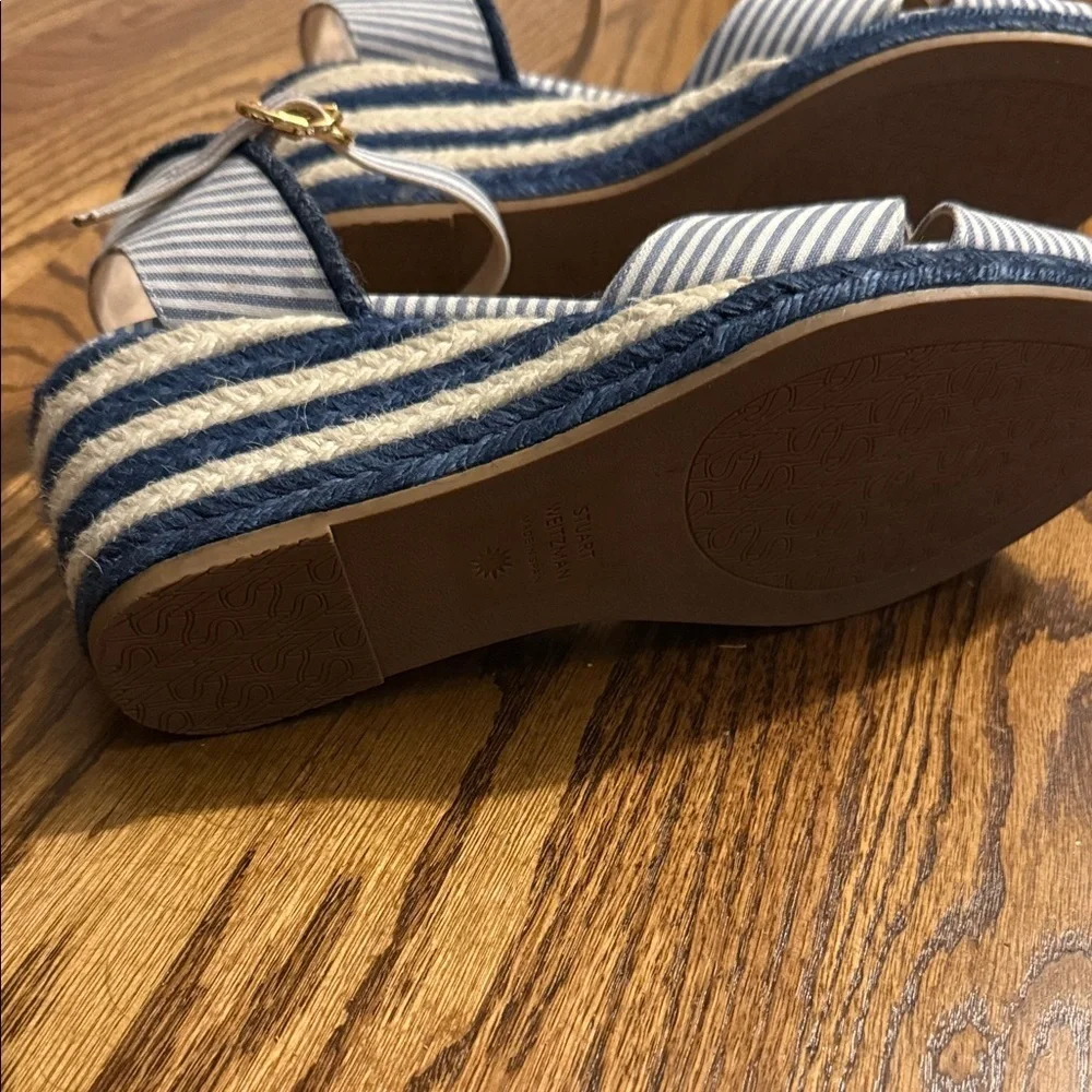 Stuart Weitzman elegant espadrilles