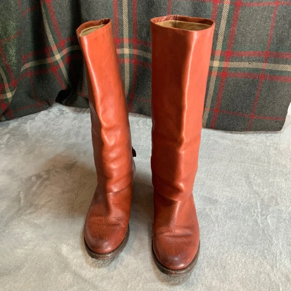 Frye shirley over