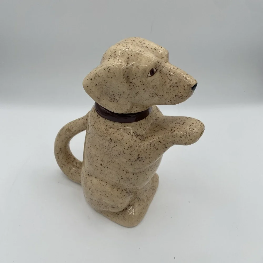 Vintage‎ Dog Teapot Ceramic Glazed Paw Spout Beige Brown Labrador 7.5x5
