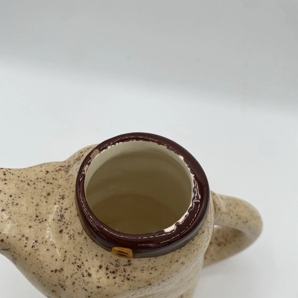 Vintage‎ Dog Teapot Ceramic Glazed Paw Spout Beige Brown Labrador 7.5x5