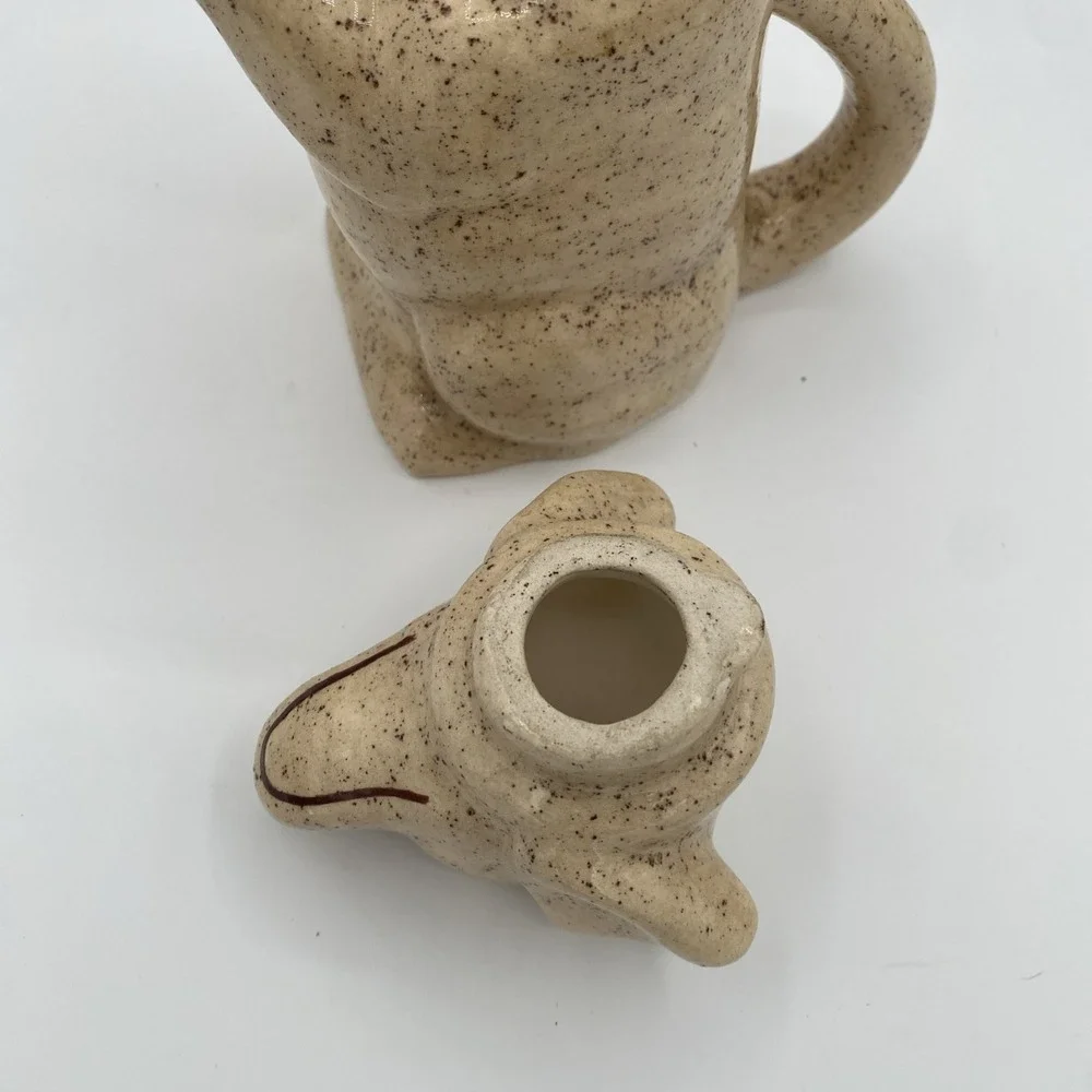 Vintage‎ Dog Teapot Ceramic Glazed Paw Spout Beige Brown Labrador 7.5x5