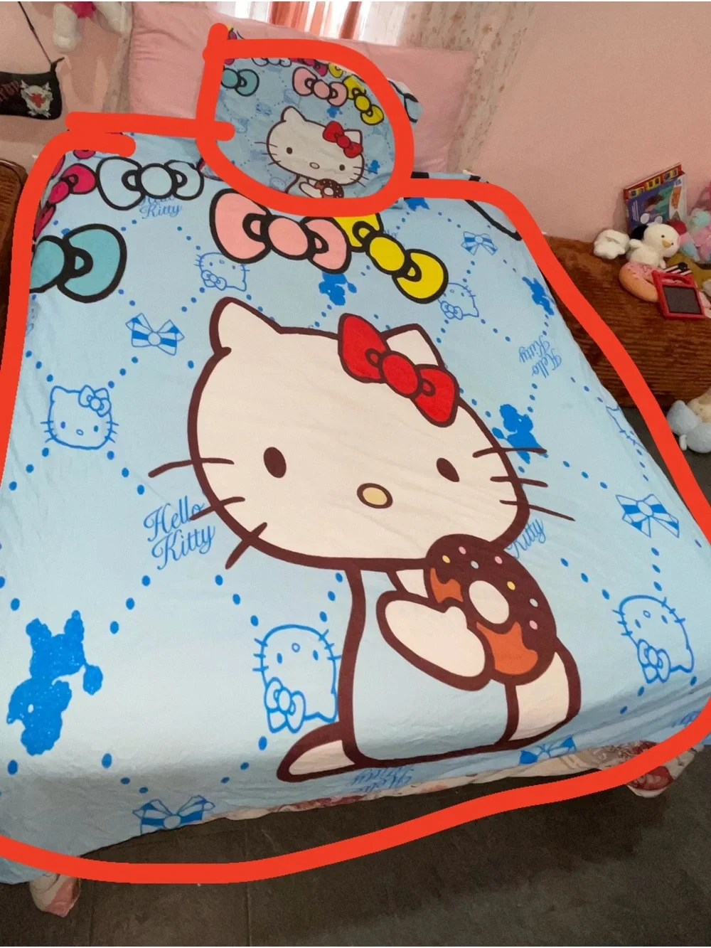 Hello Kitty playful hello