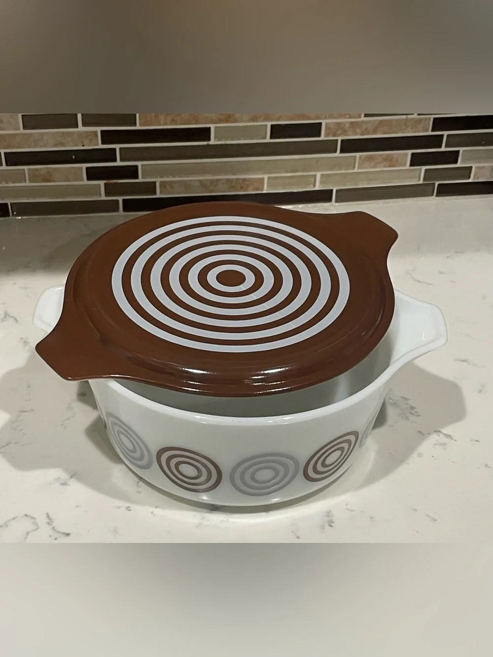 Pyrex rare radiant