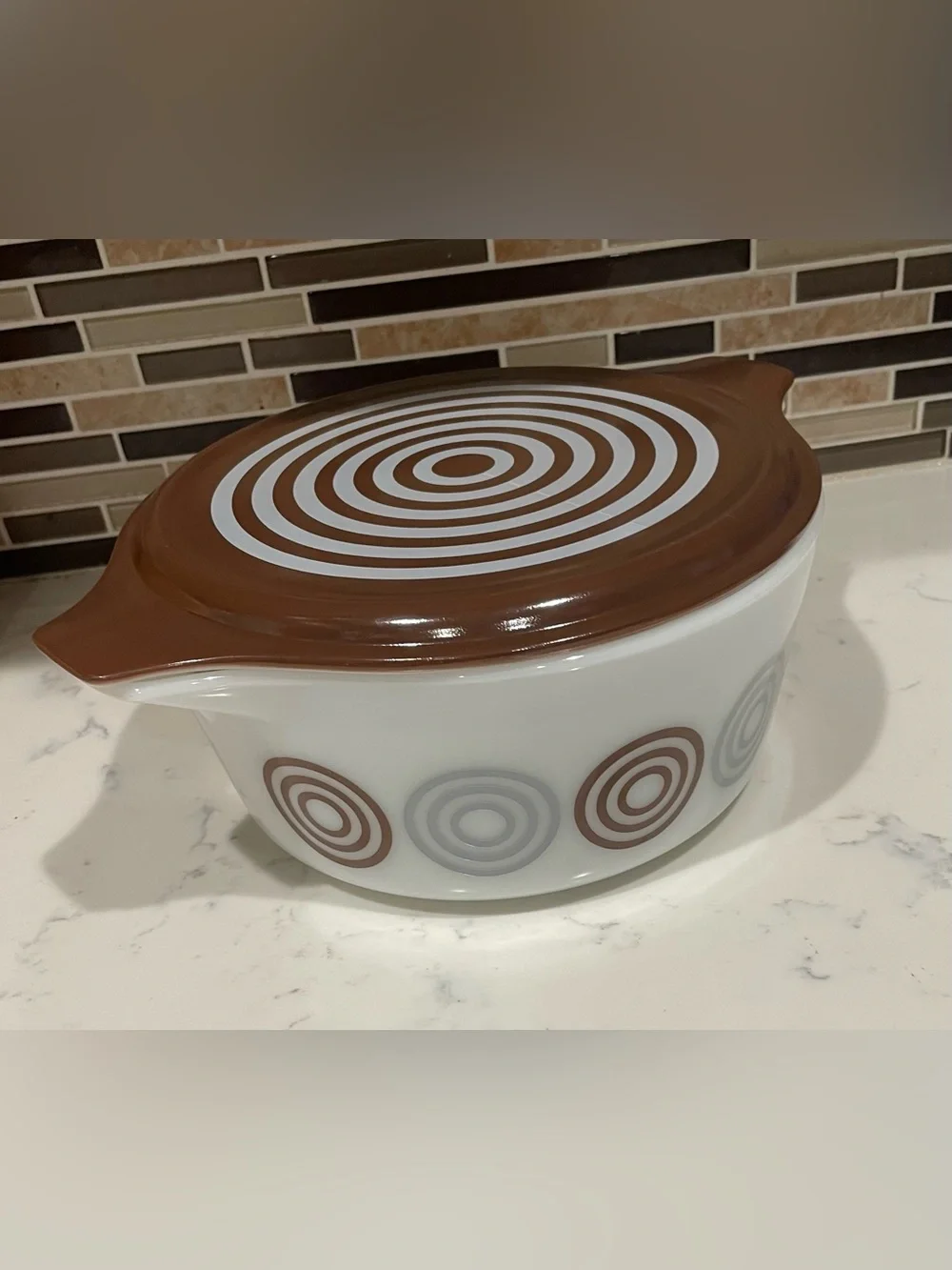 Pyrex rare radiant