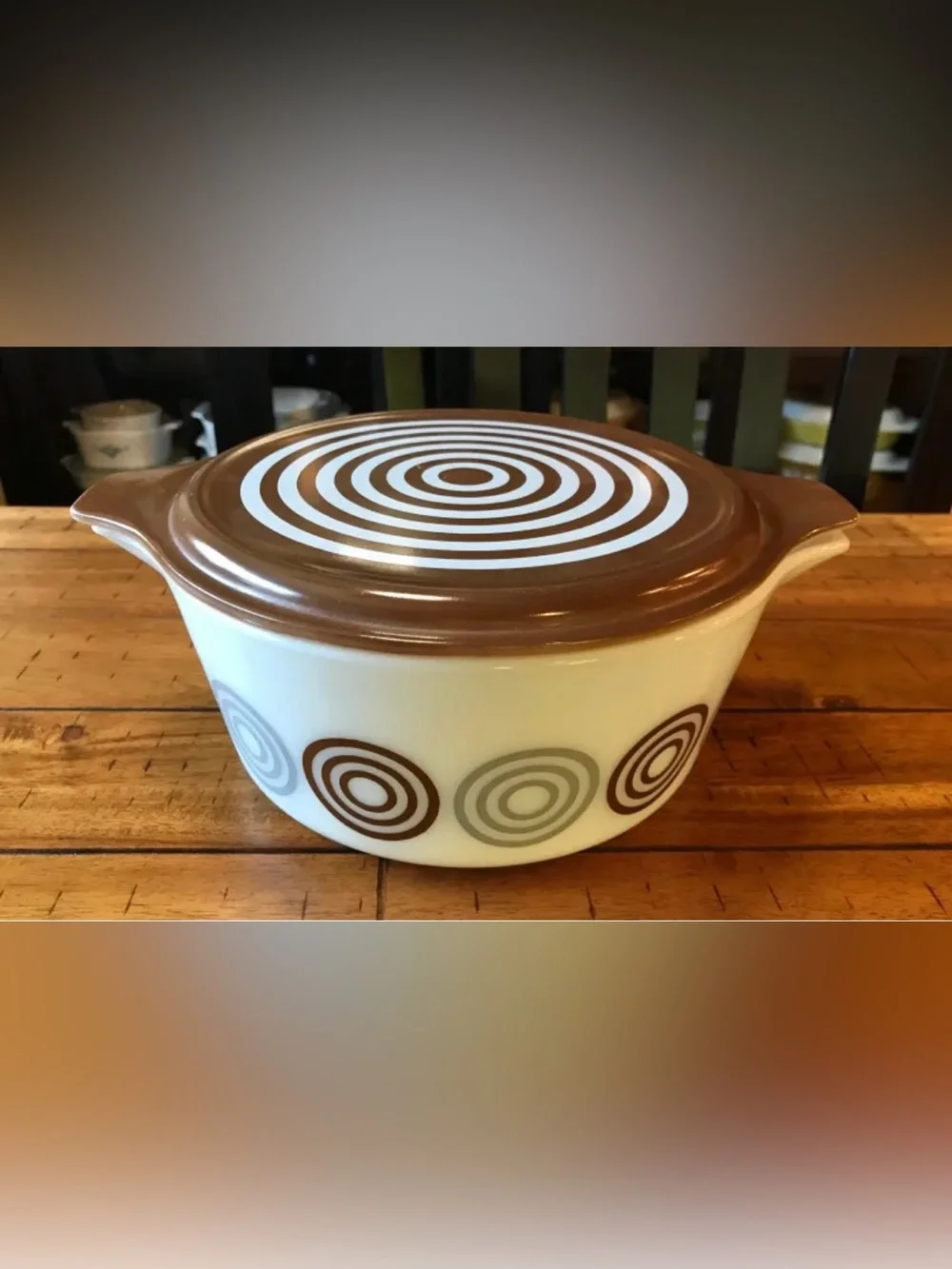 Pyrex rare radiant