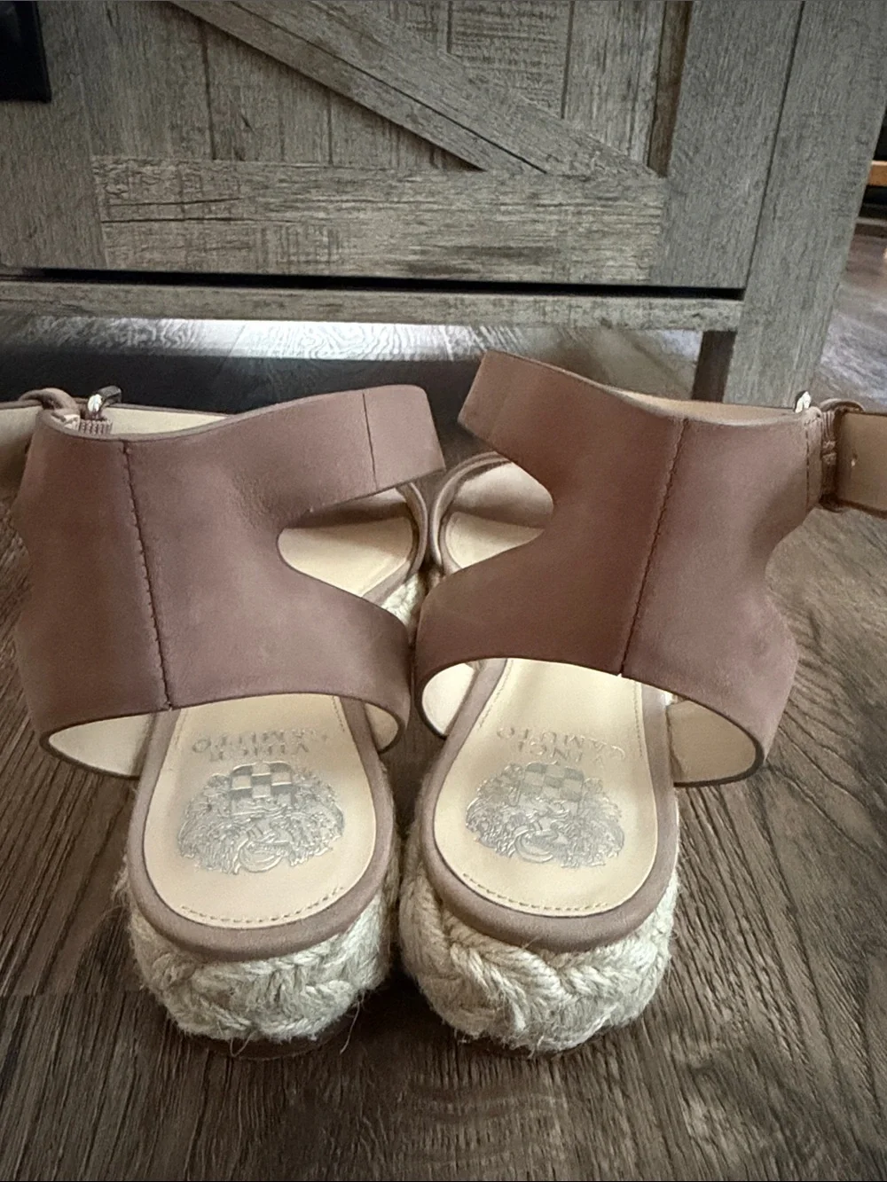 Vince Camuto vince camuto